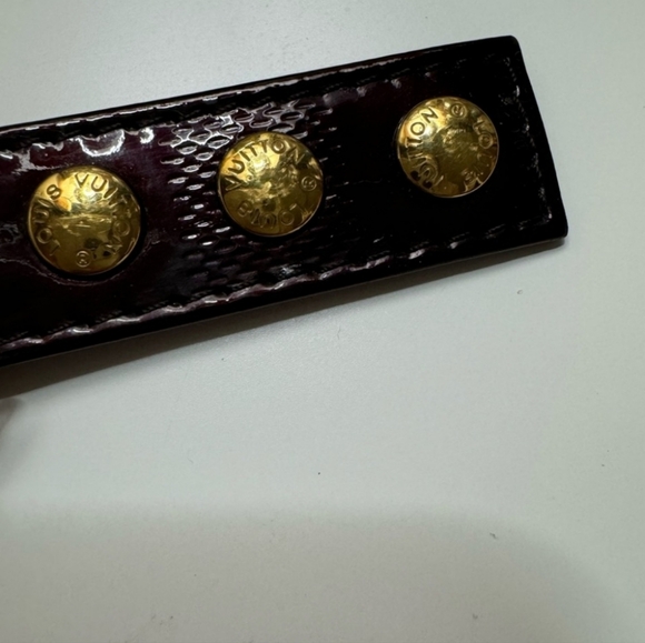 Louis Vuitton Leather Snap It Wrap Bracelet/ Looks Brand New - Picture 6 of 8